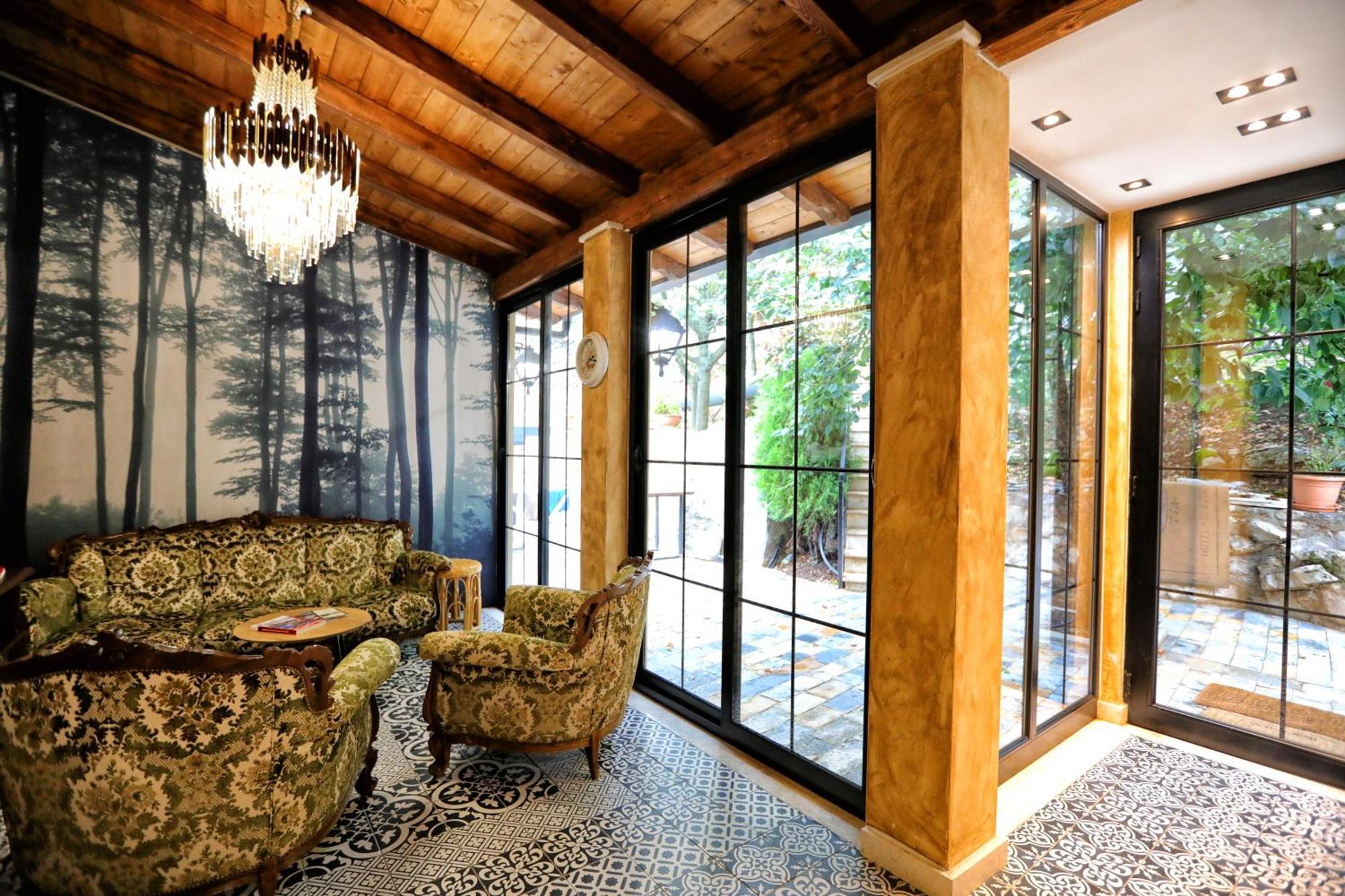 Hotel Labiatan Zogaj  Bagian luar foto