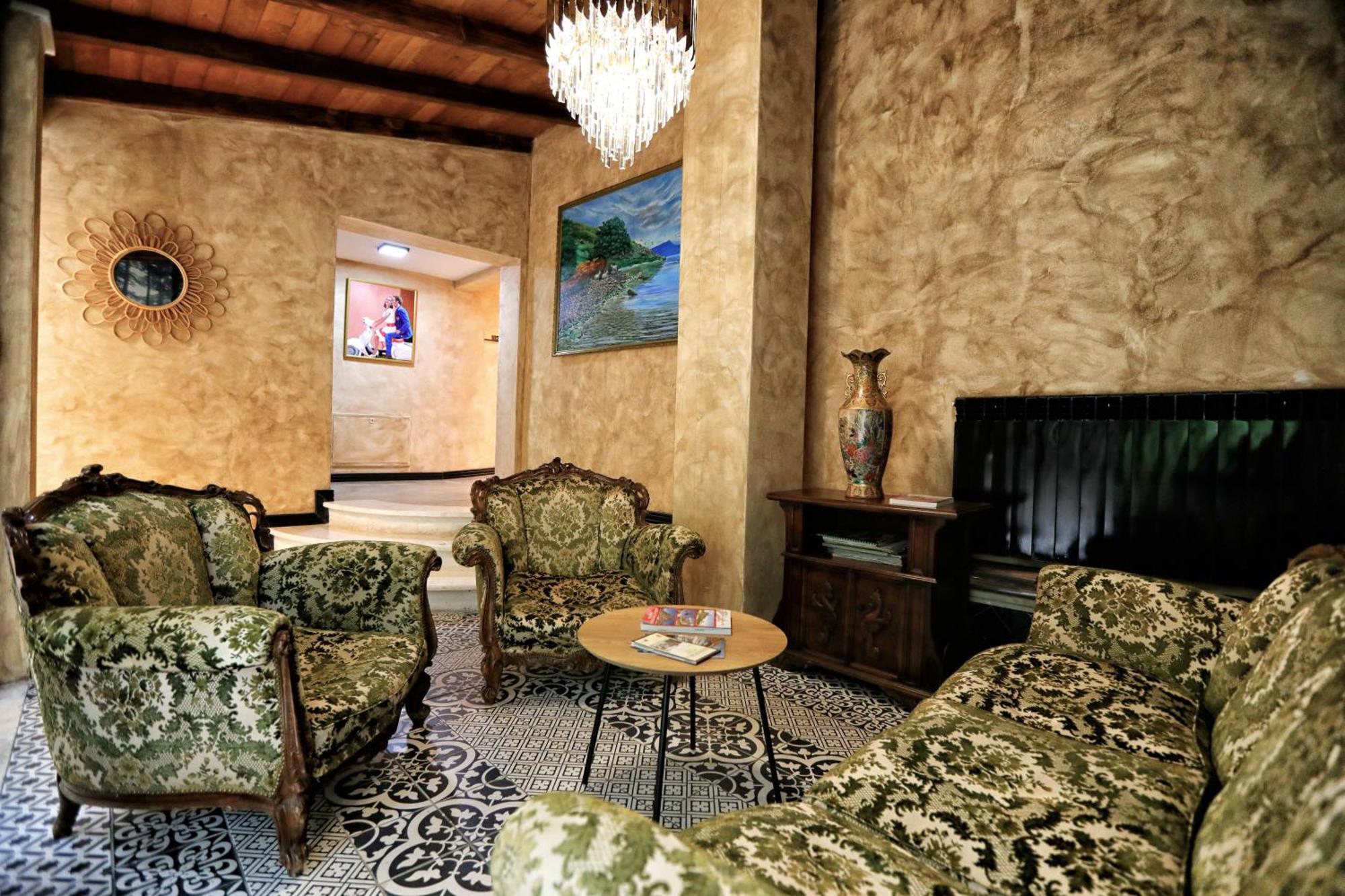 Hotel Labiatan Zogaj  Bagian luar foto