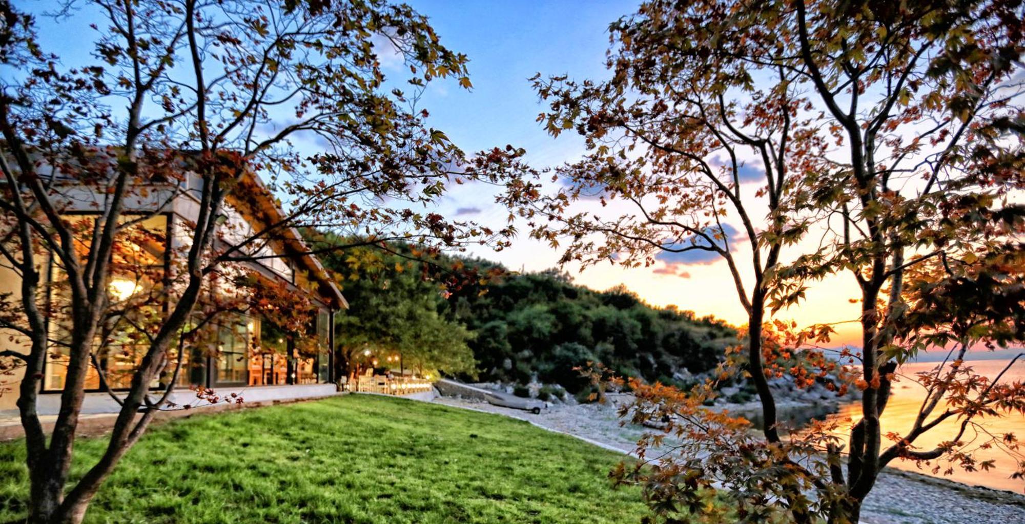 Hotel Labiatan Zogaj  Bagian luar foto