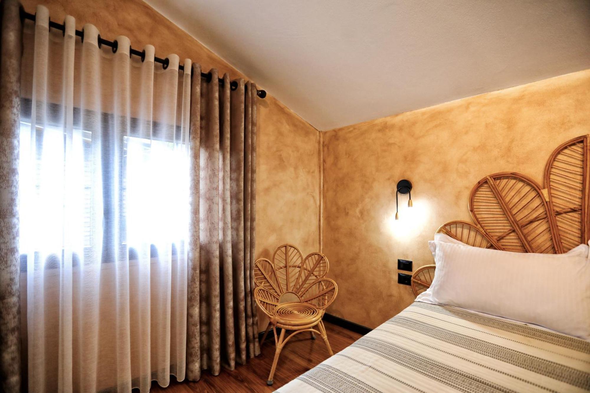 Hotel Labiatan Zogaj  Bagian luar foto