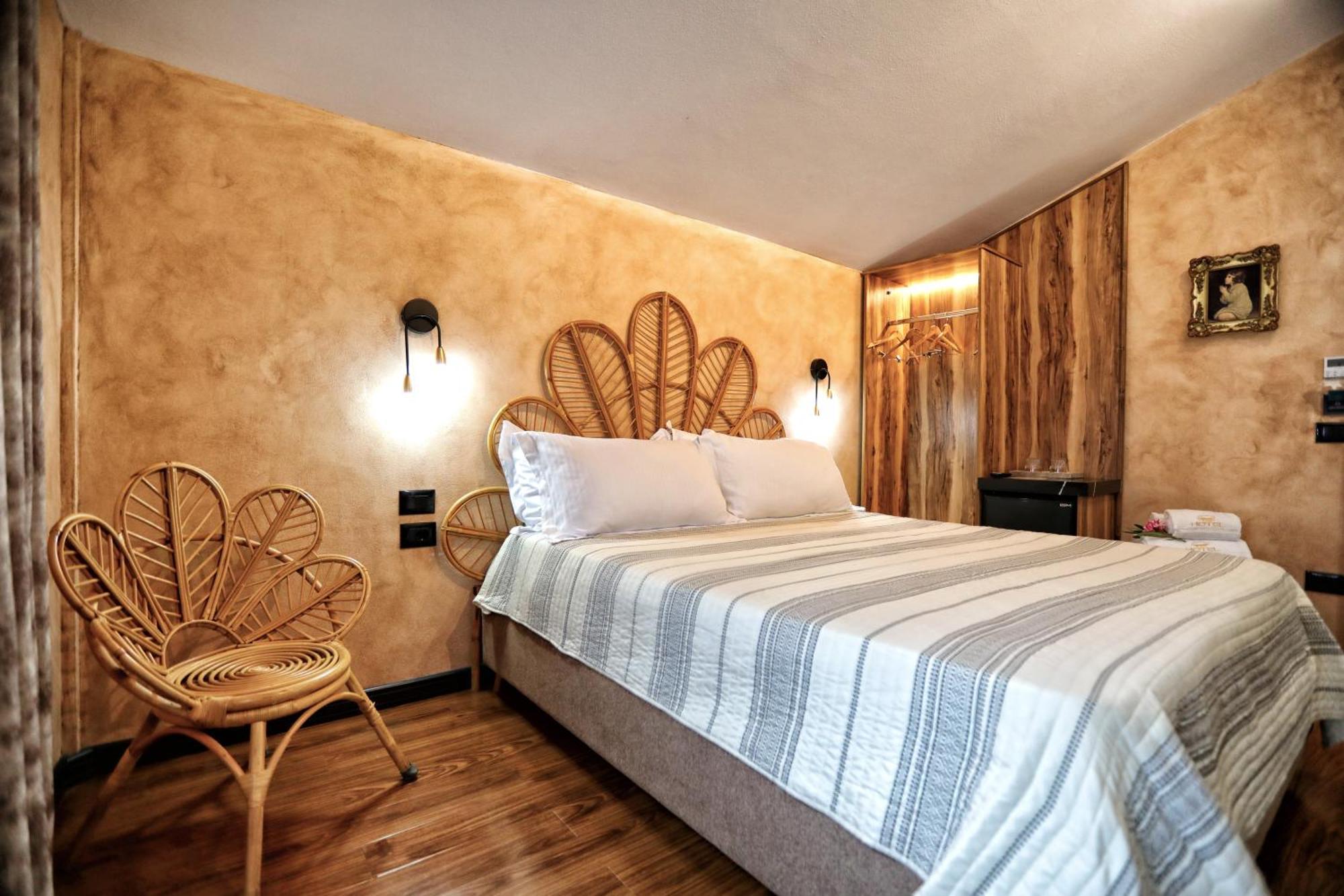 Hotel Labiatan Zogaj  Bagian luar foto