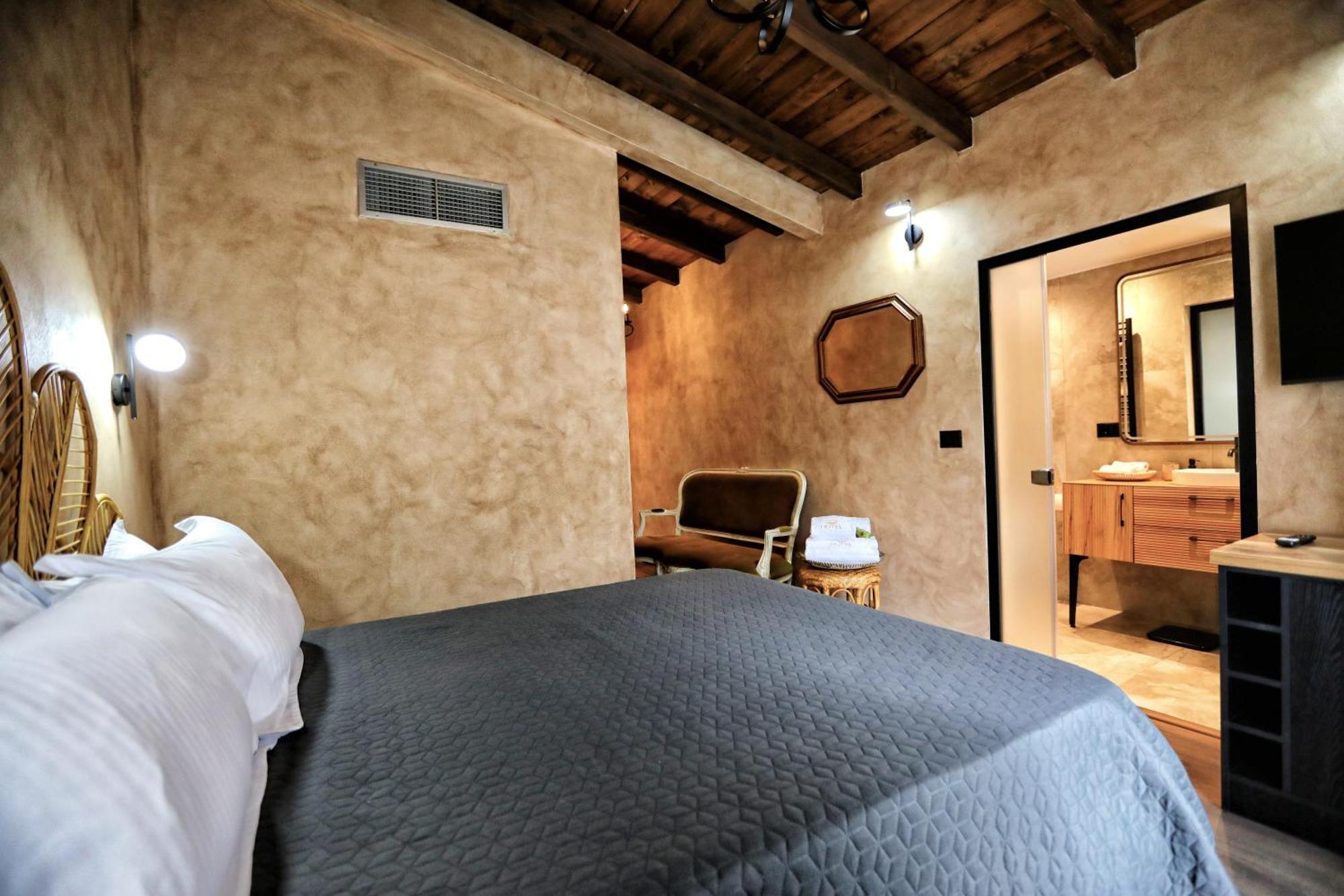 Hotel Labiatan Zogaj  Bagian luar foto