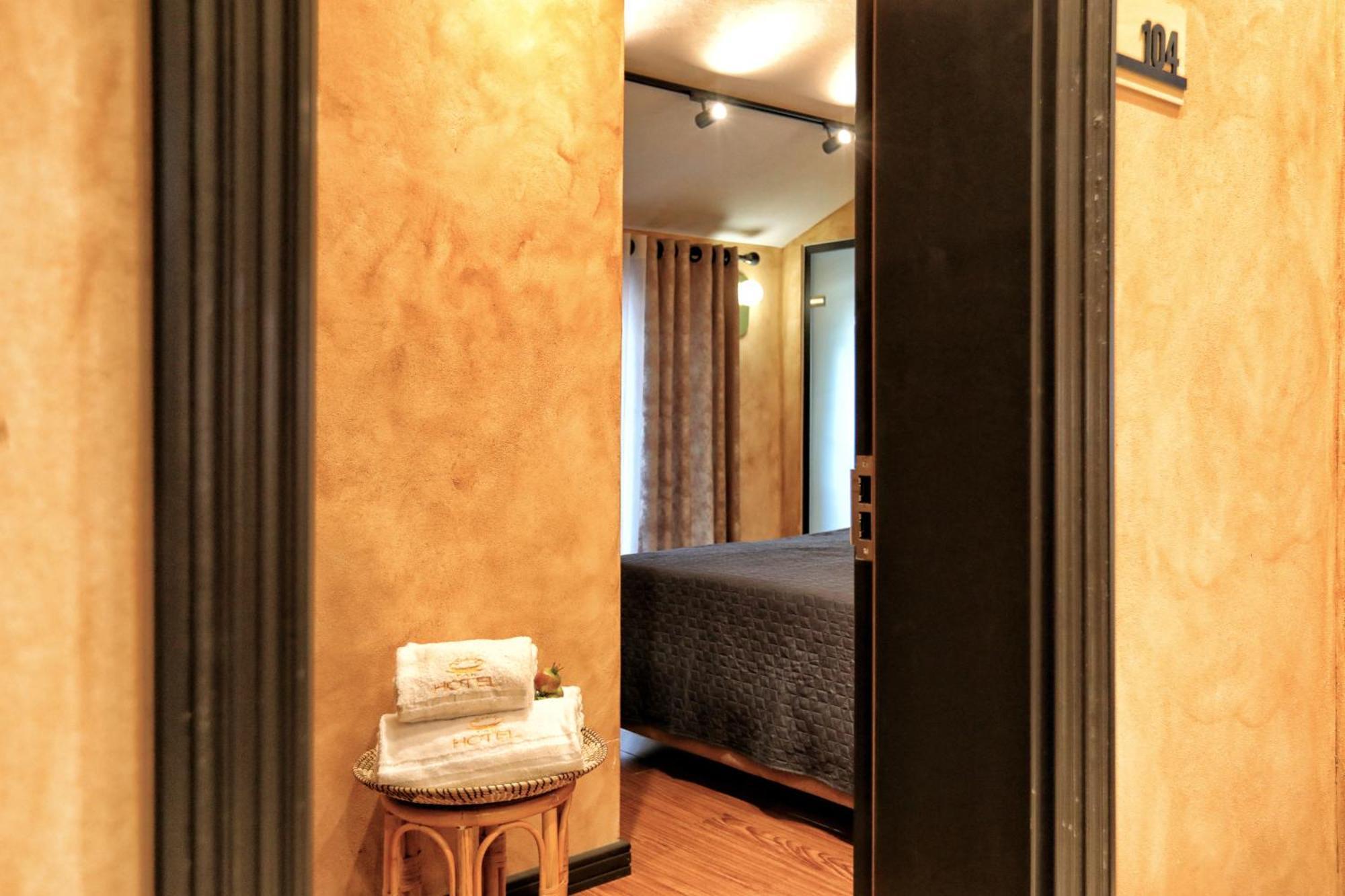 Hotel Labiatan Zogaj  Bagian luar foto