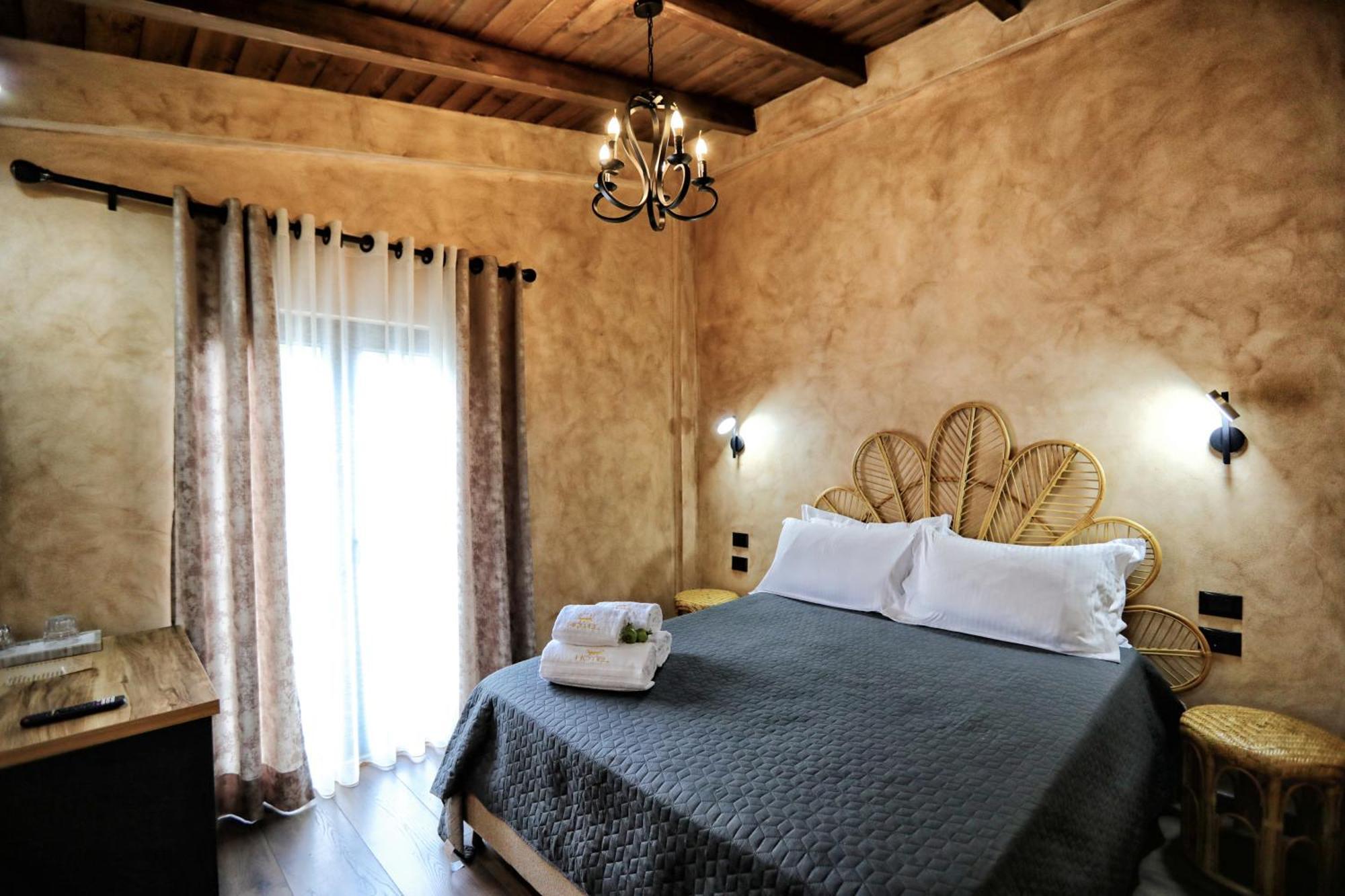 Hotel Labiatan Zogaj  Bagian luar foto