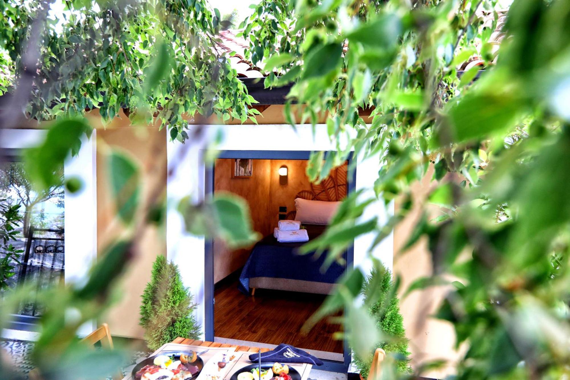 Hotel Labiatan Zogaj  Bagian luar foto