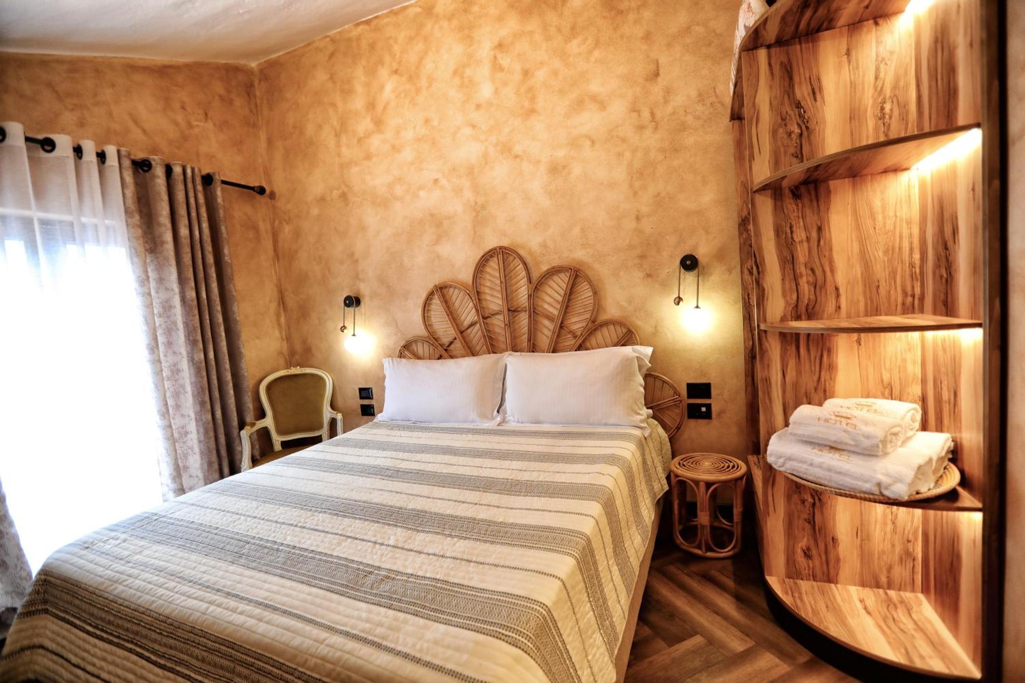 Hotel Labiatan Zogaj  Bagian luar foto