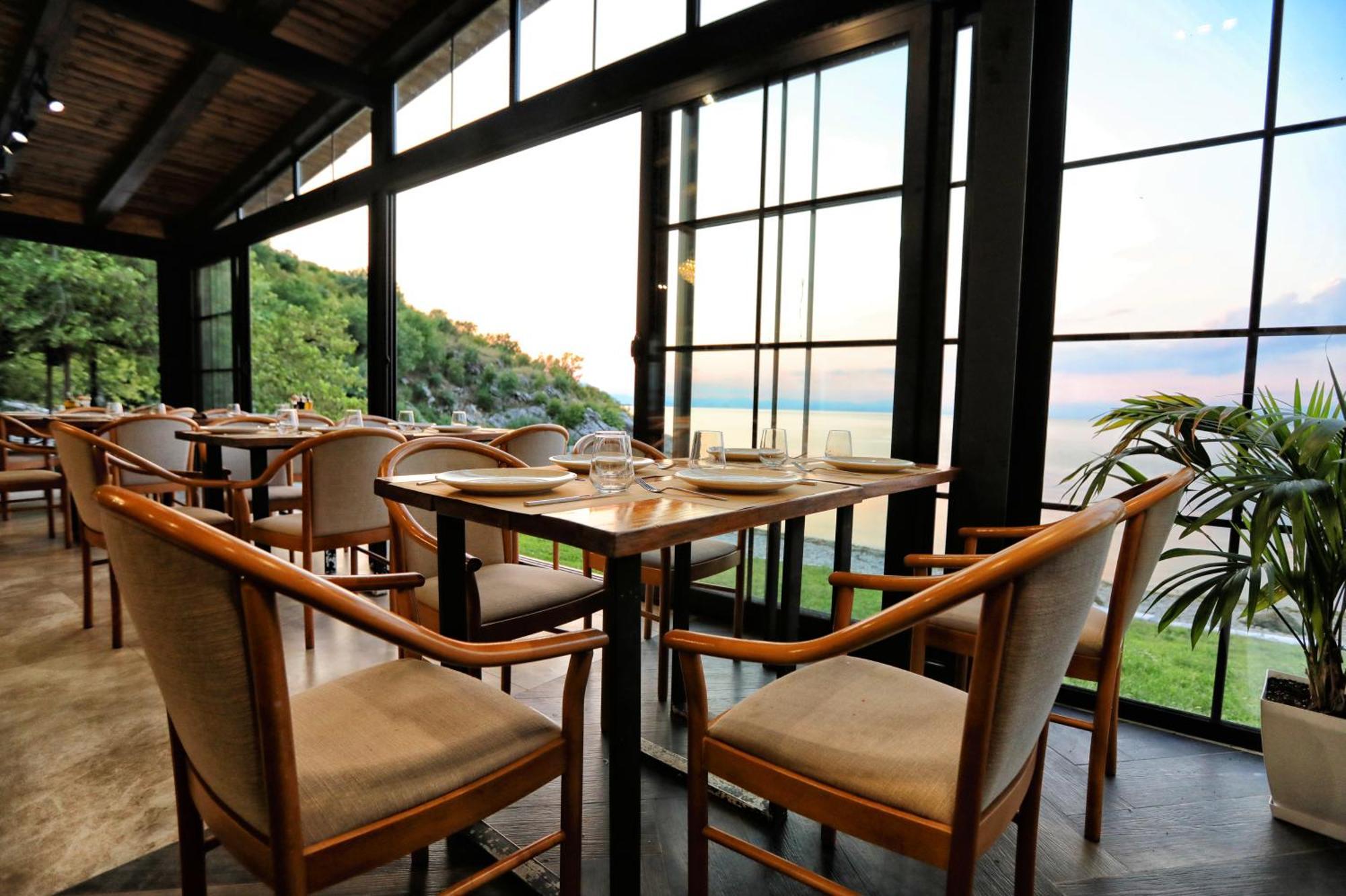 Hotel Labiatan Zogaj  Bagian luar foto